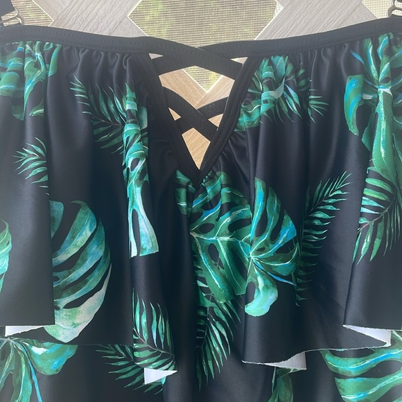 Daci Tropical Off-Shoulder One-Piece Swimsuit - Picture 7 of 12